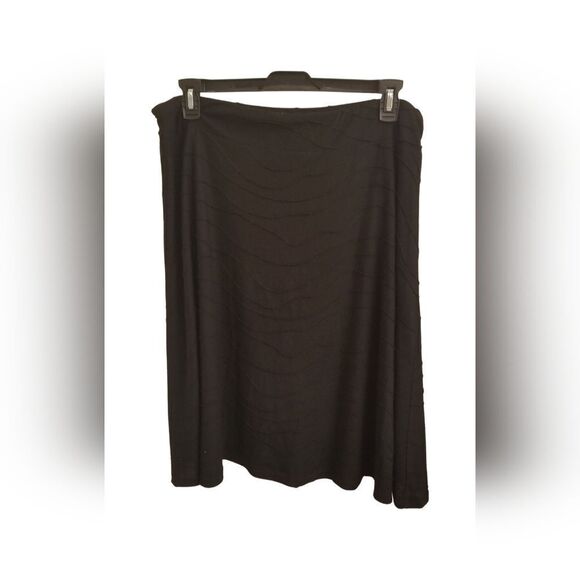 Zac & Rachel Black Skirt.     Sc04 - Picture 1 of 3